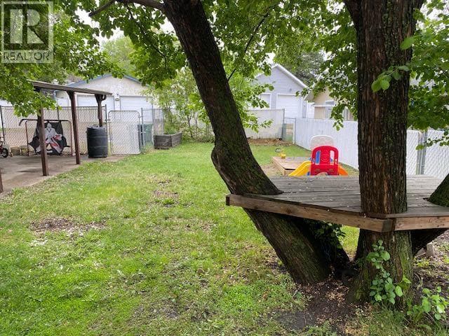 6007 43 Avenue — photo 4