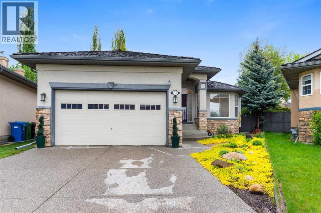 57 Sierra Morena Grove SW