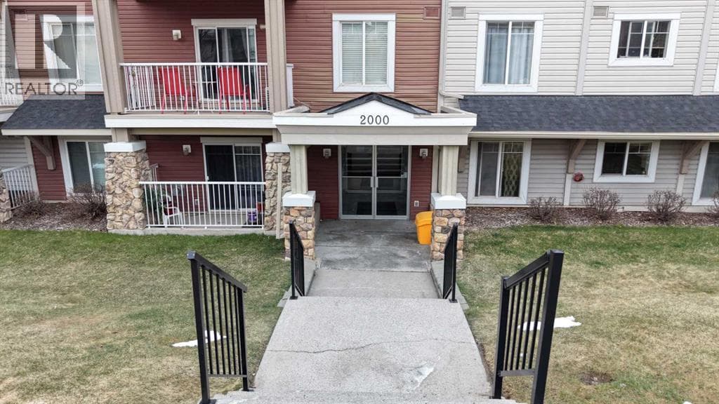 2101, 70 Panamount Drive NW — photo 3