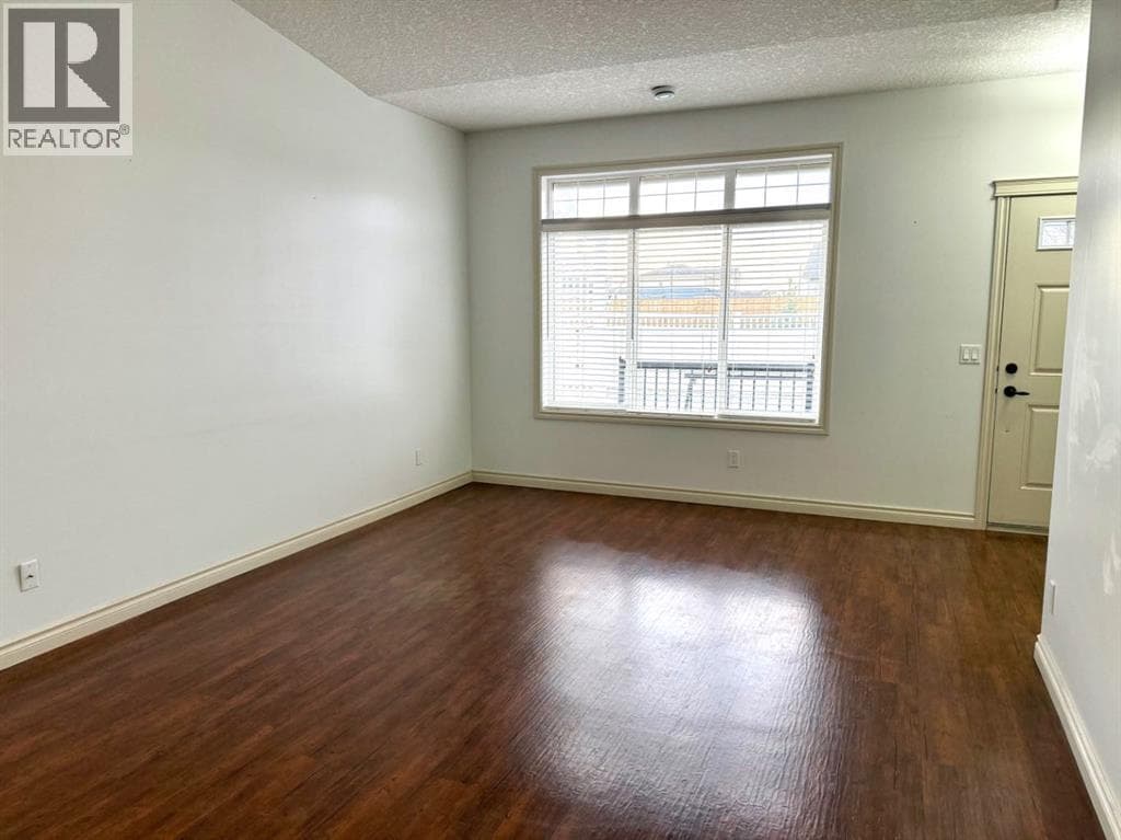 501 Sunvale Crescent NE — photo 5