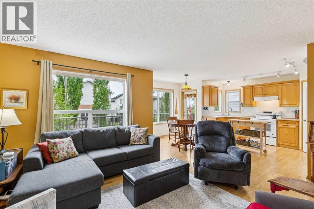23 Tuscarora Close NW — photo 4