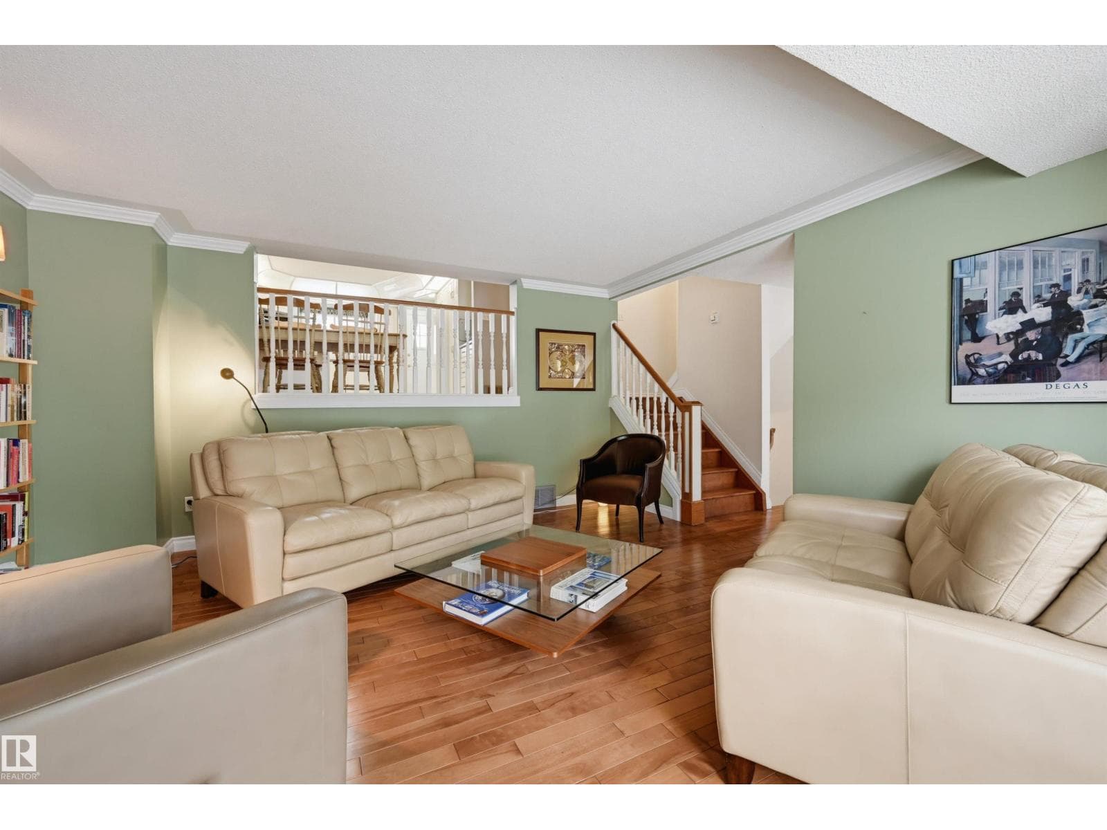11107 98 AV NW — photo 5