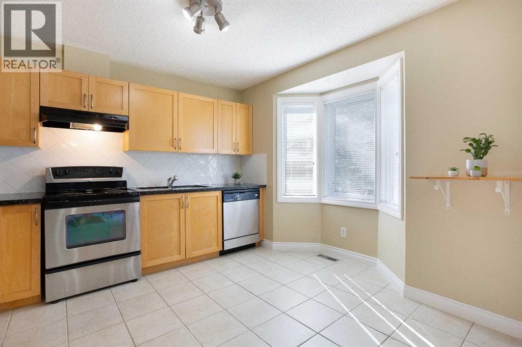 120 Cedarwood Lane SW — photo 3
