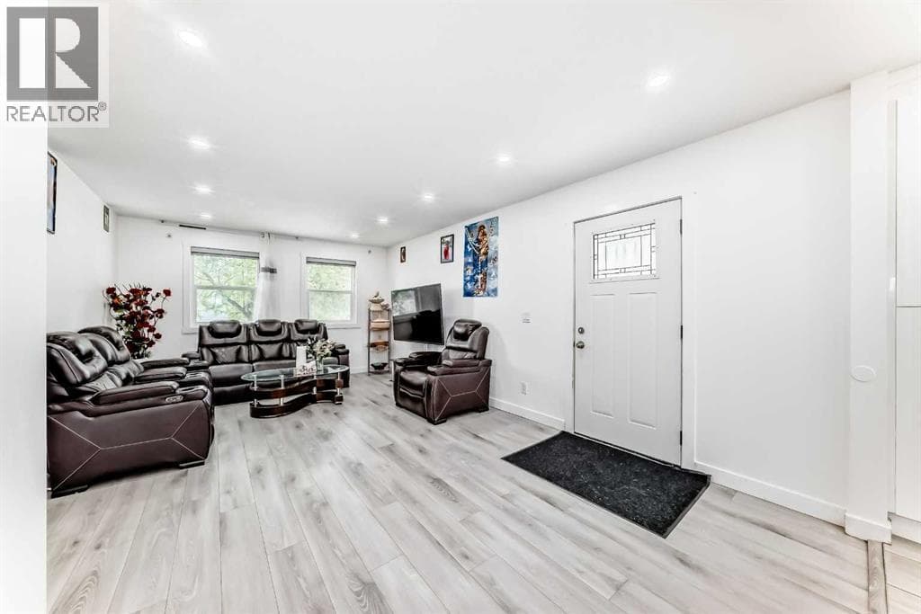 611 Penbrooke Road SE — photo 5