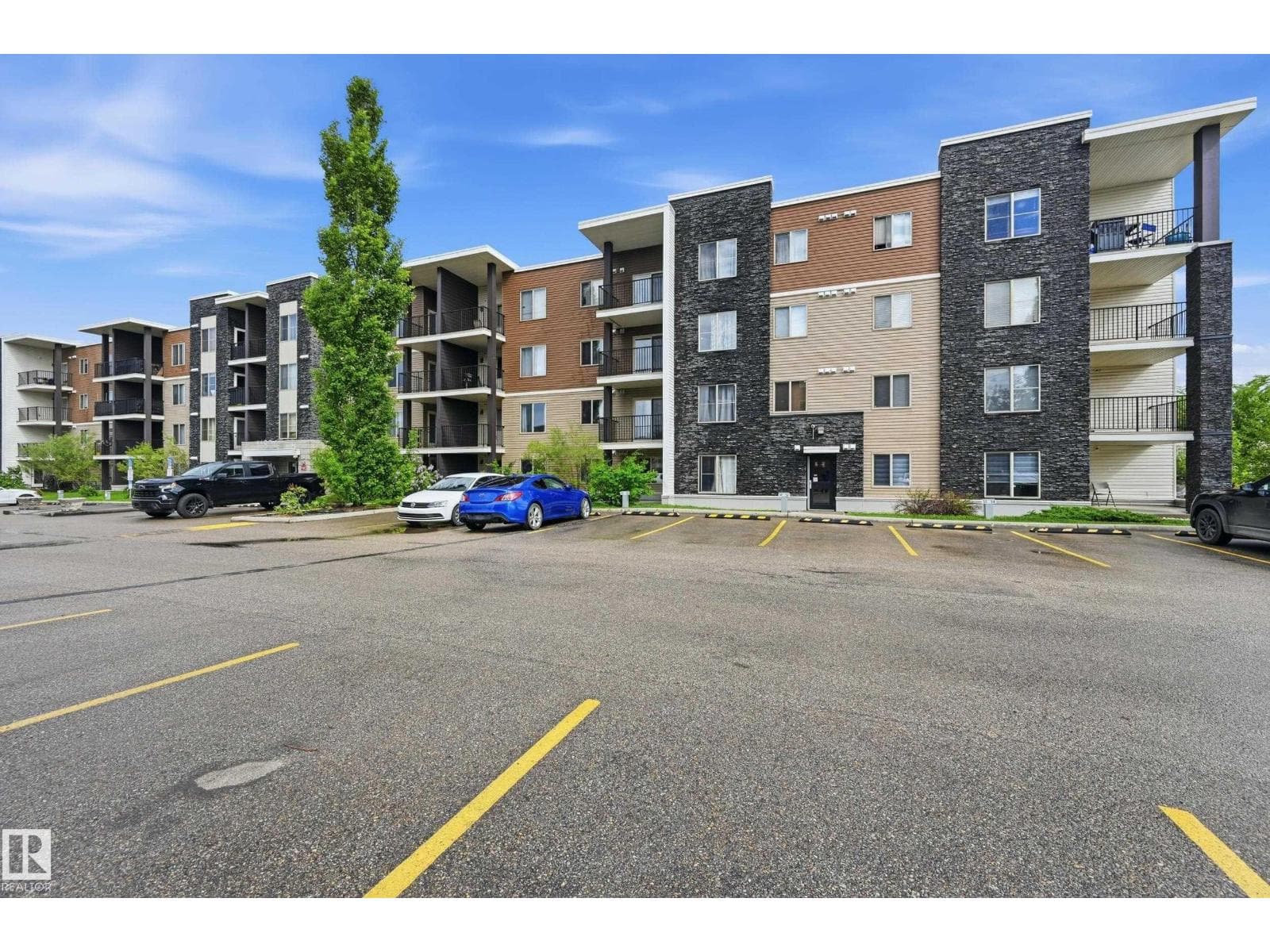 #304 11804 22 AV SW — photo 3