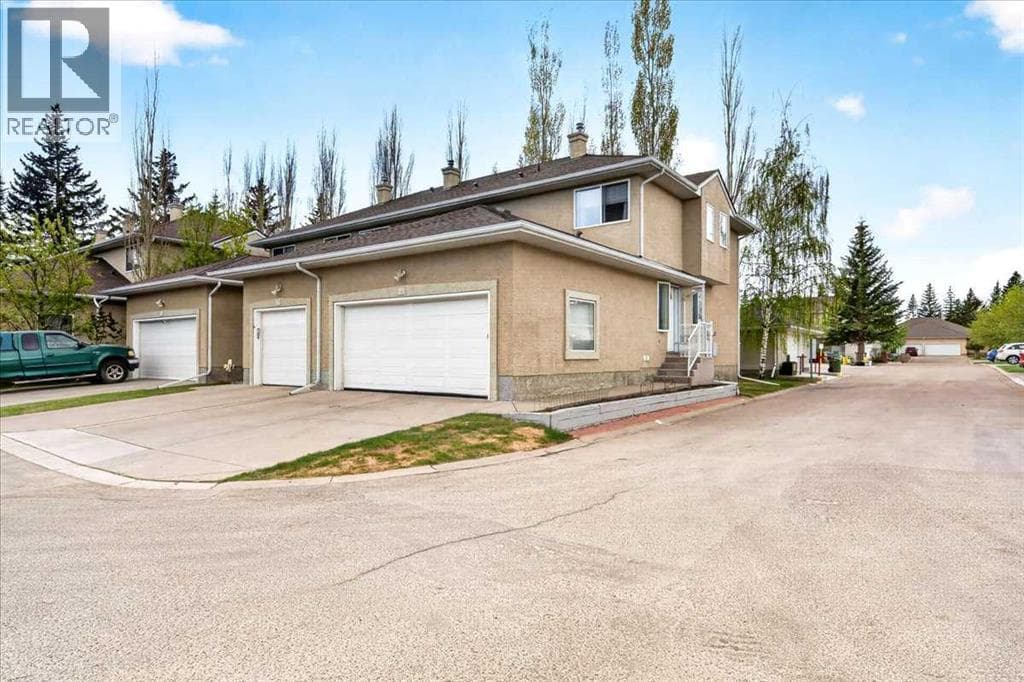15 Cedarview Mews SW