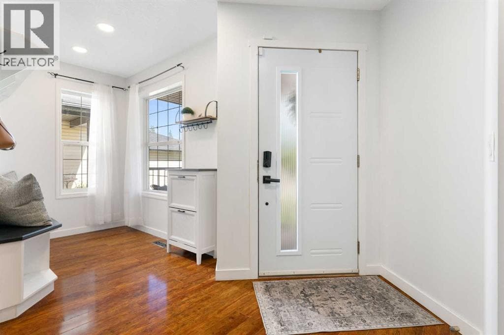 1316 Bayside Avenue SW — photo 4