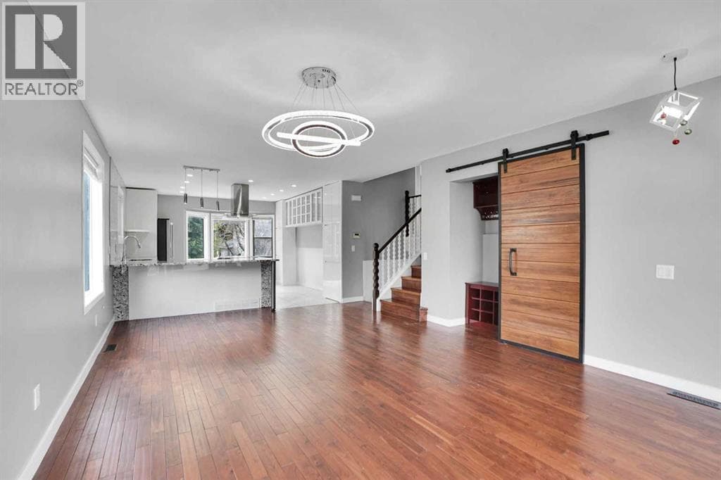 127 Woodstock Road SW — photo 3