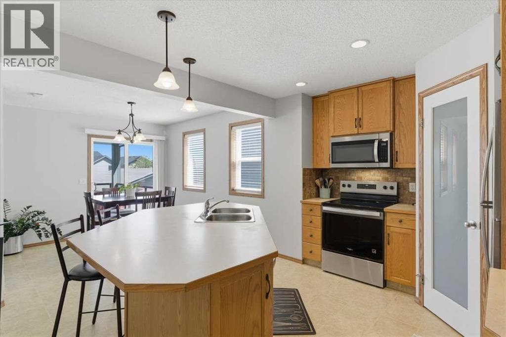 132 Covebrook Close NE — photo 4