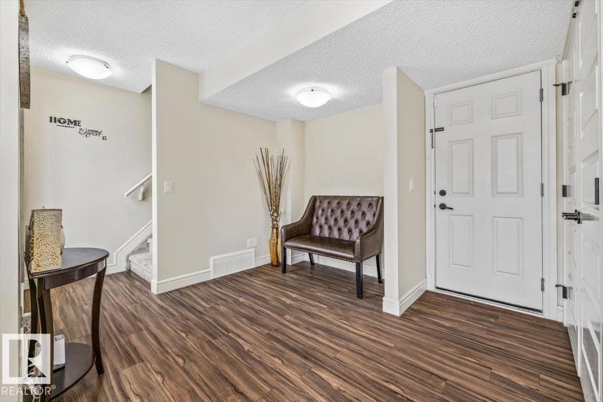 #4 16335 84 ST NW — photo 4