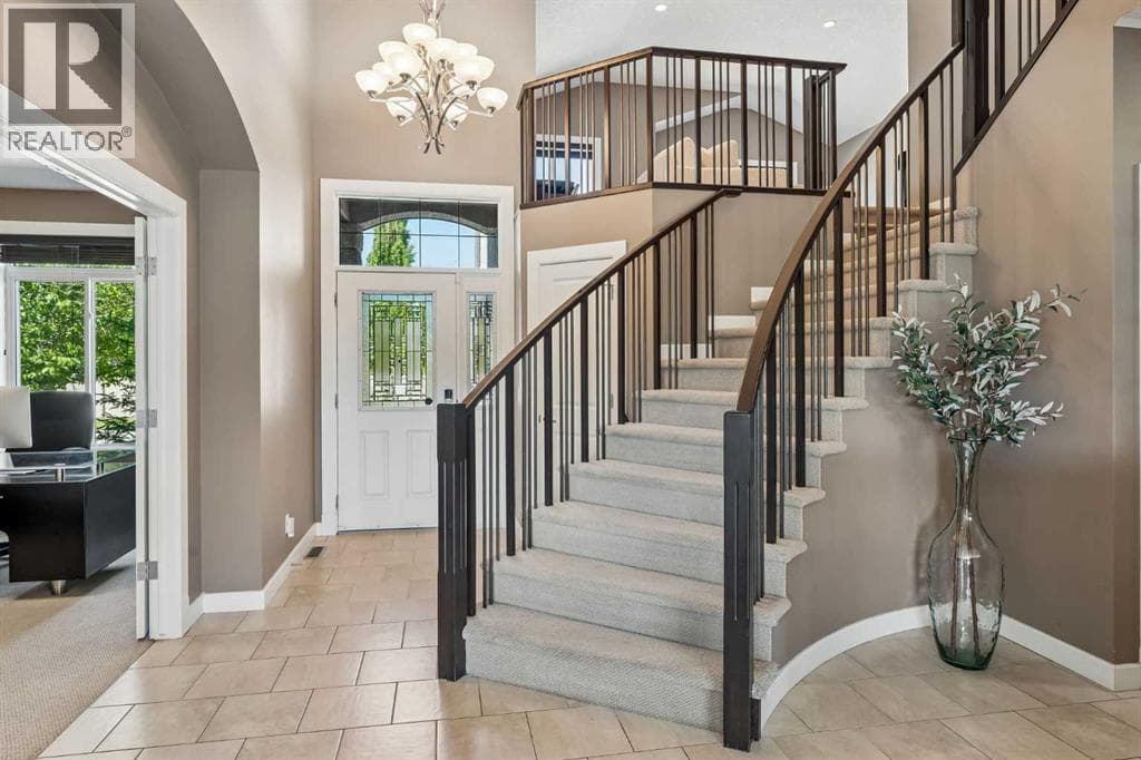 92 Panatella Crescent NW — photo 4