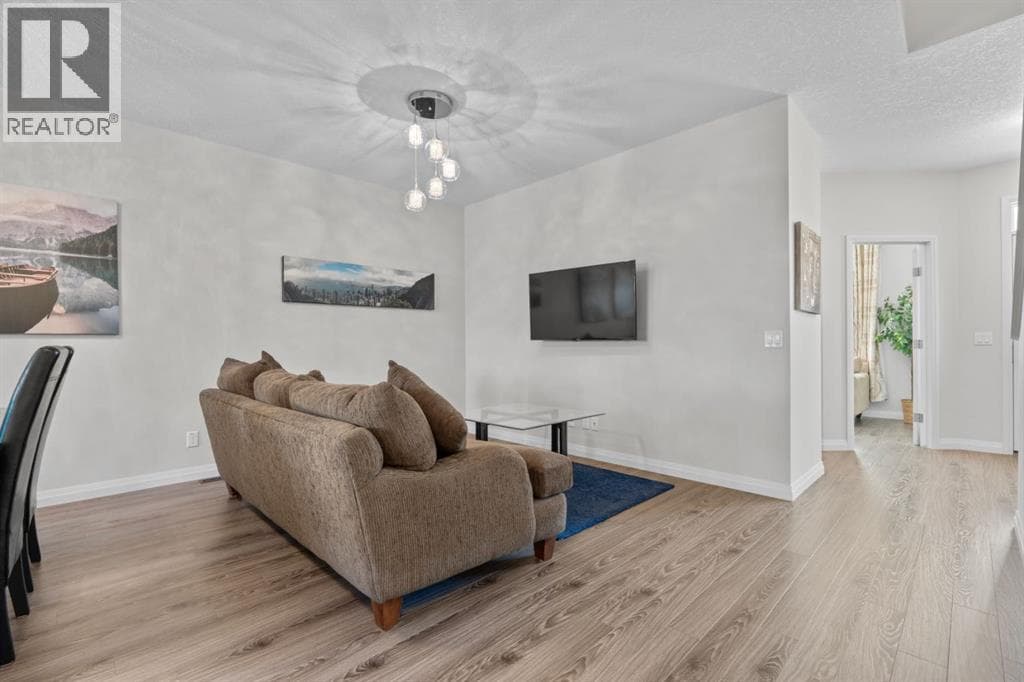31 Red Embers Lane NE — photo 5