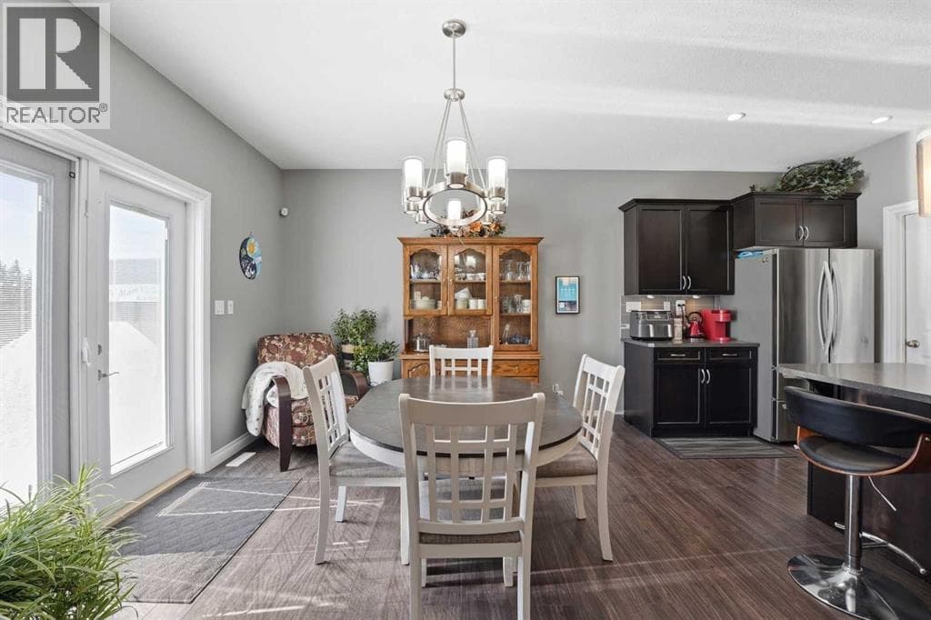 47 Thompson Crescent — photo 4
