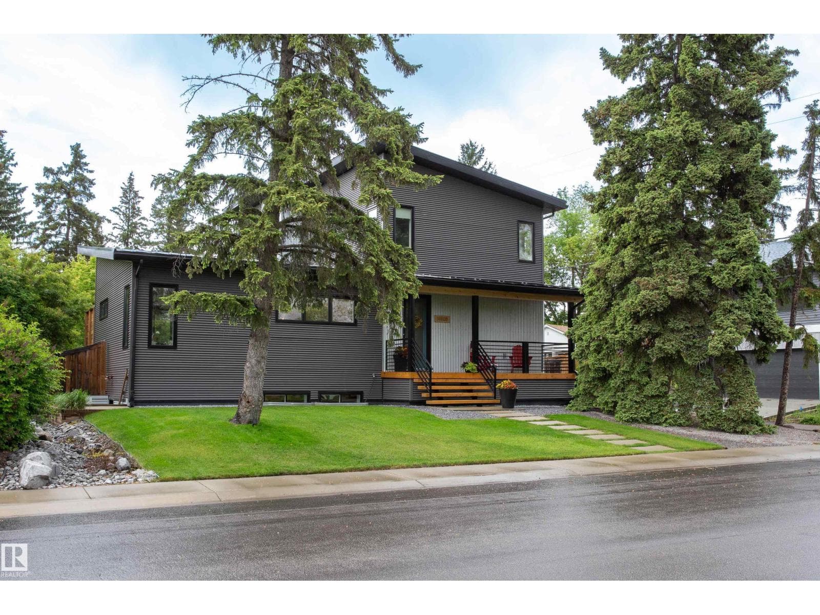 14508 78 AV NW