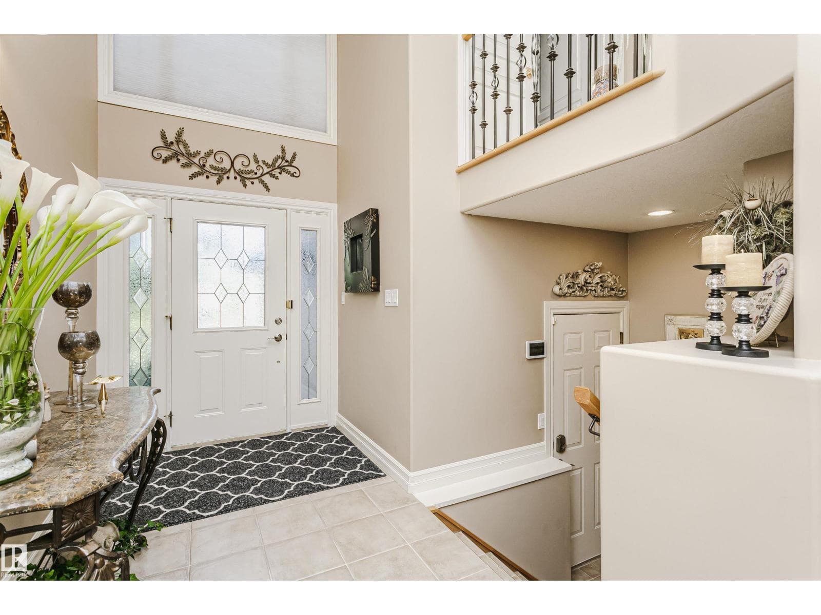 116 DARLINGTON CR NW — photo 5