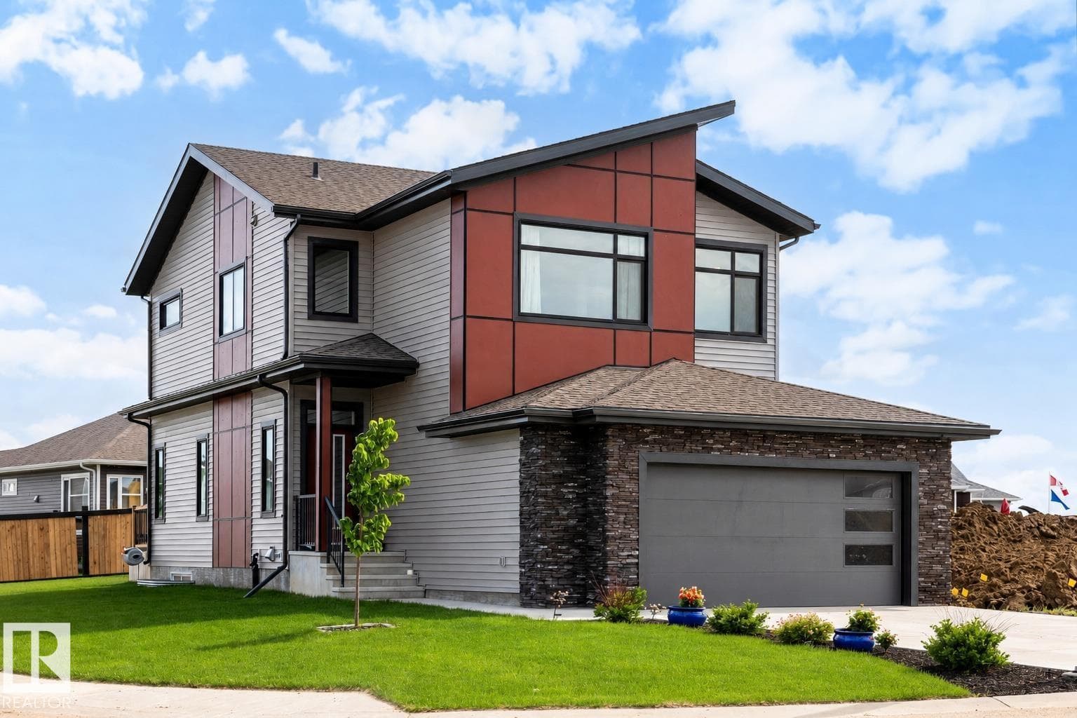 9631 89 ST