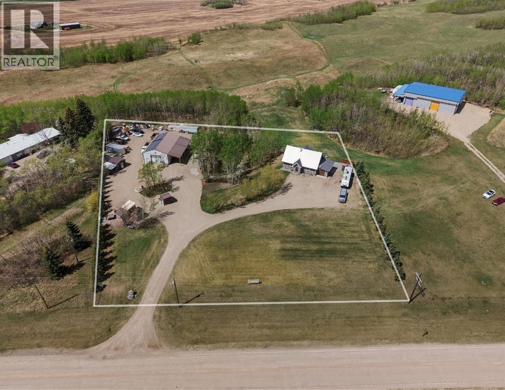 30-36006 Highway 2 Service Road South — photo 2