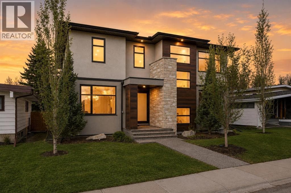 5927 34 Street SW — photo 3