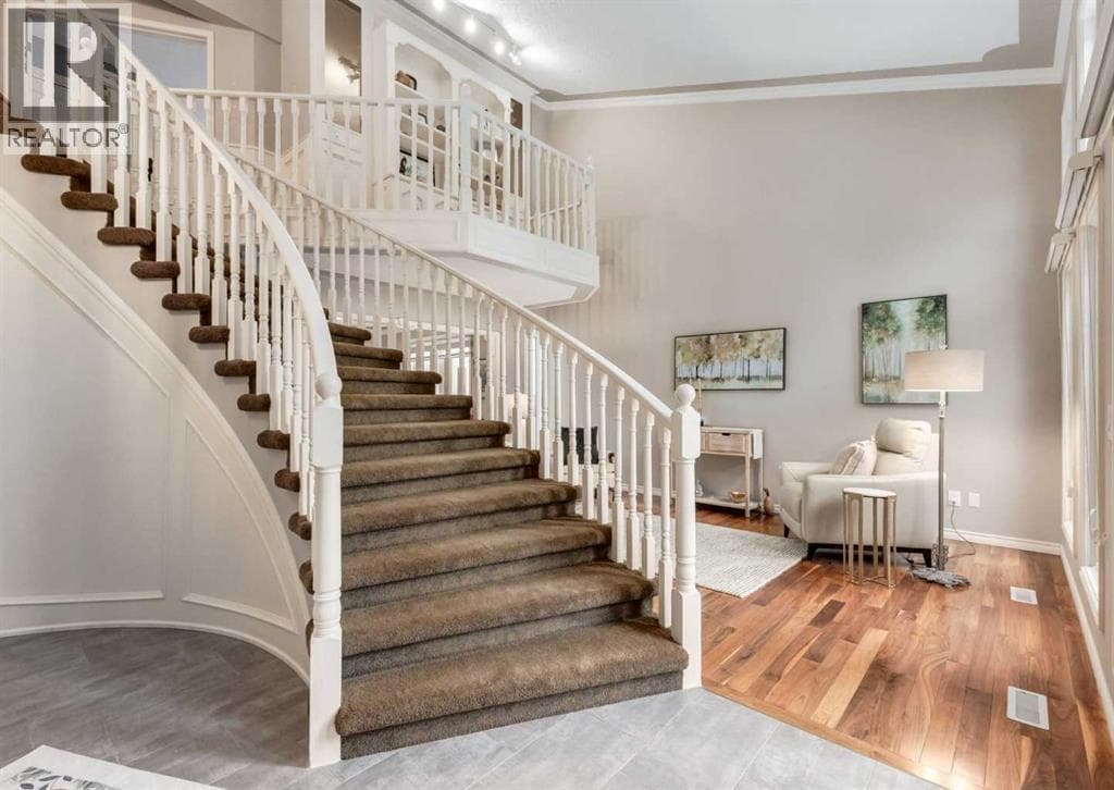 40 Edgemont Court NW — photo 4