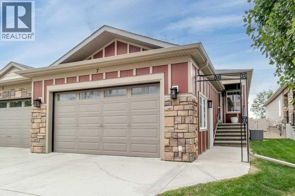 7 Michener Boulevard