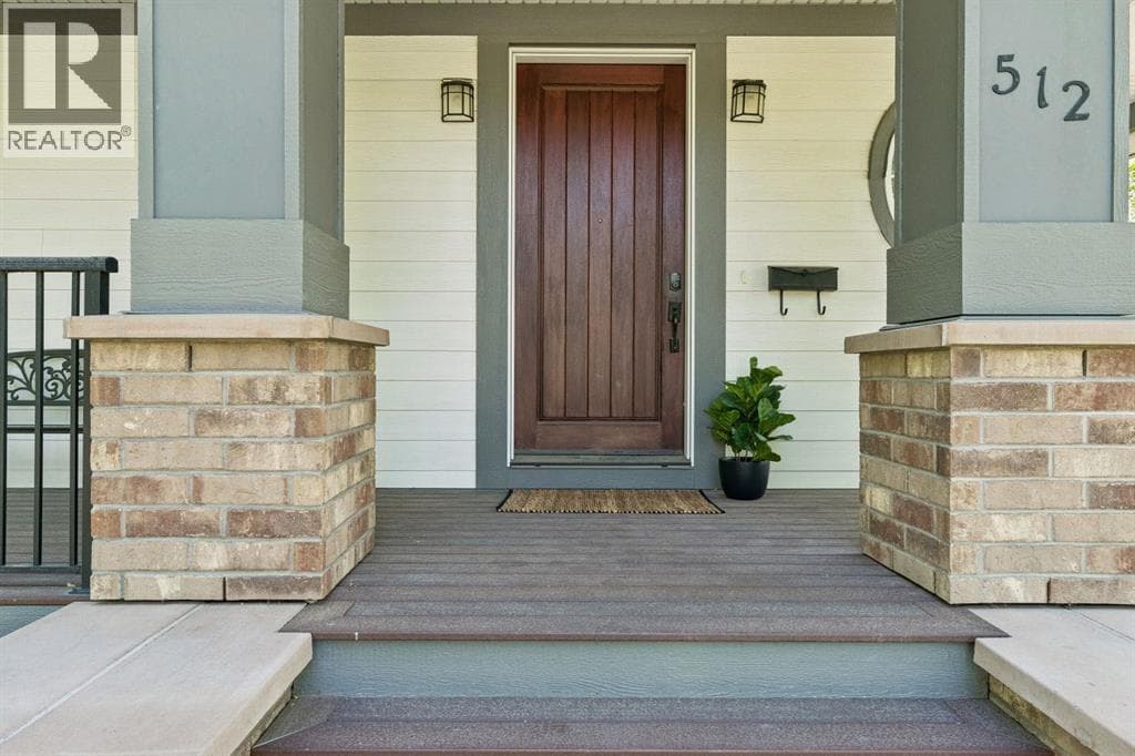 512 Memorial Drive NW — photo 2