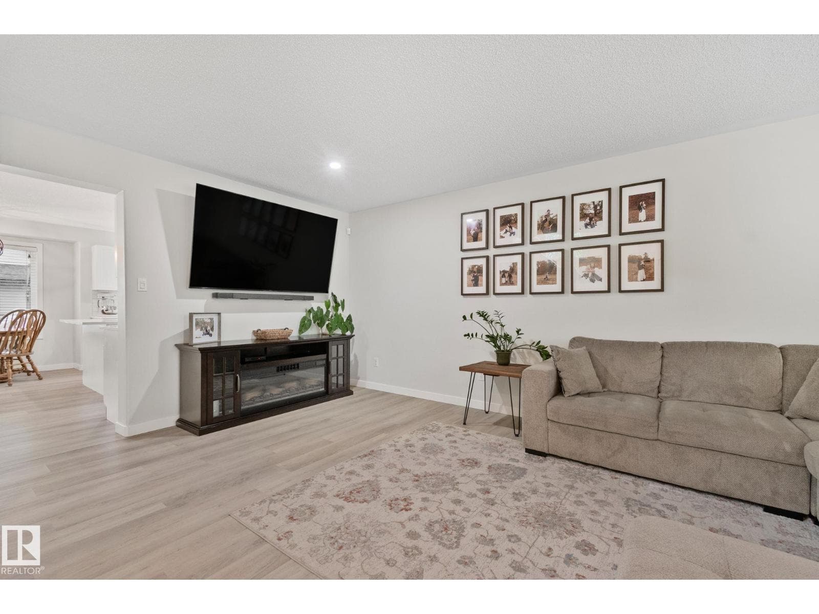 1604 TOMPKINS PL NW NW — photo 4