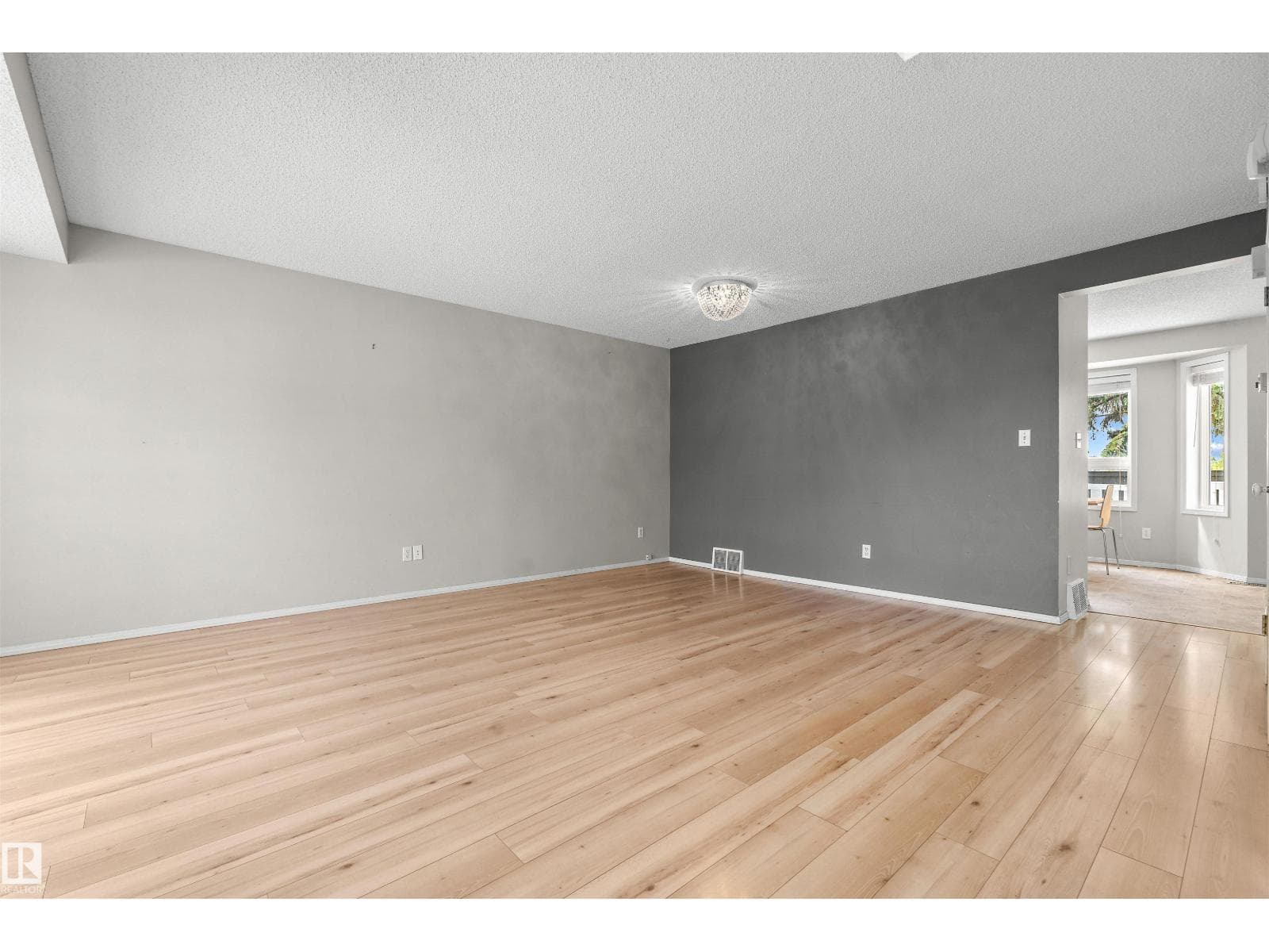 #32 3311 58 ST NW — photo 5