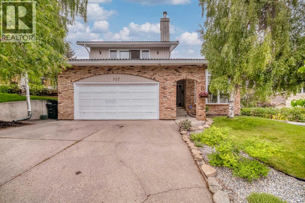 107 Edgehill Court NW