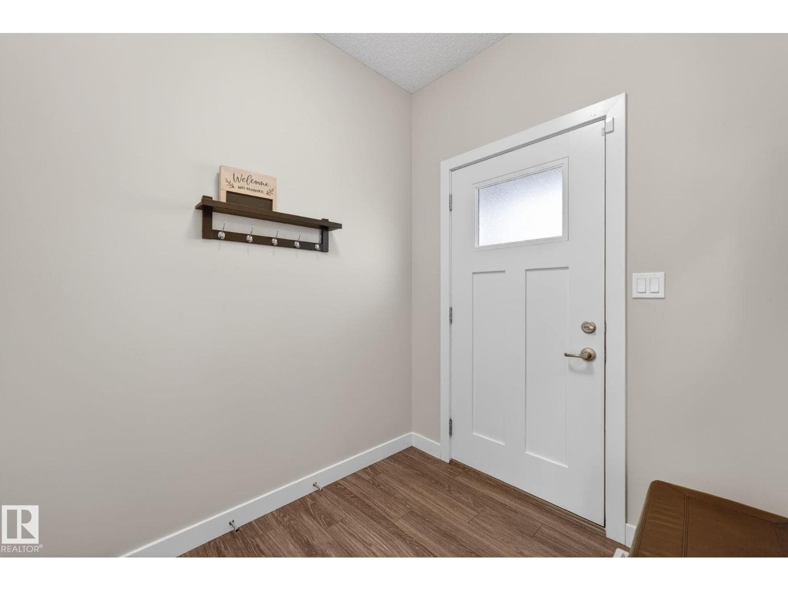 165 ROBINSON DR — photo 4