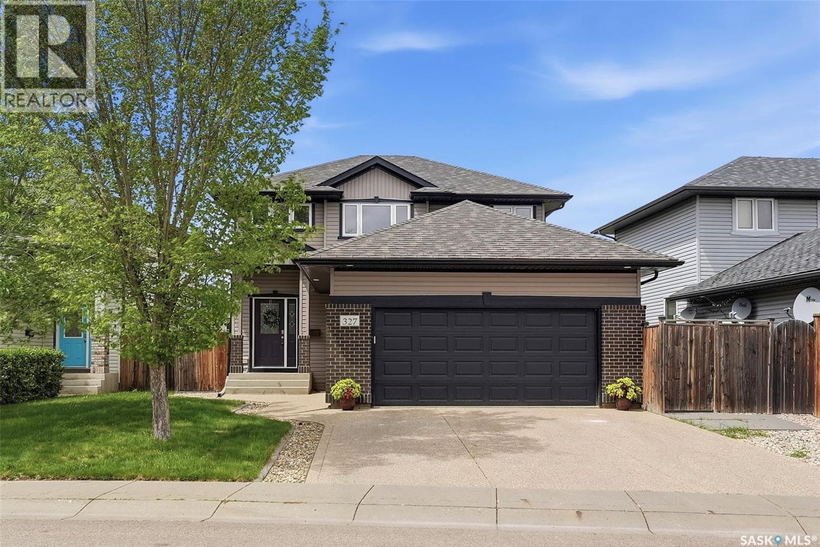 327 Hettle COVE