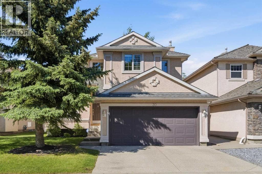 30 Mt Yamnuska Court SE