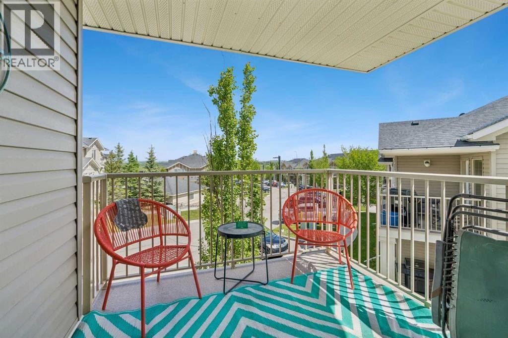 404, 250 Sage Valley Road NW — photo 4