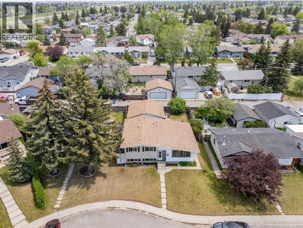 452 Manora Way NE — photo 4