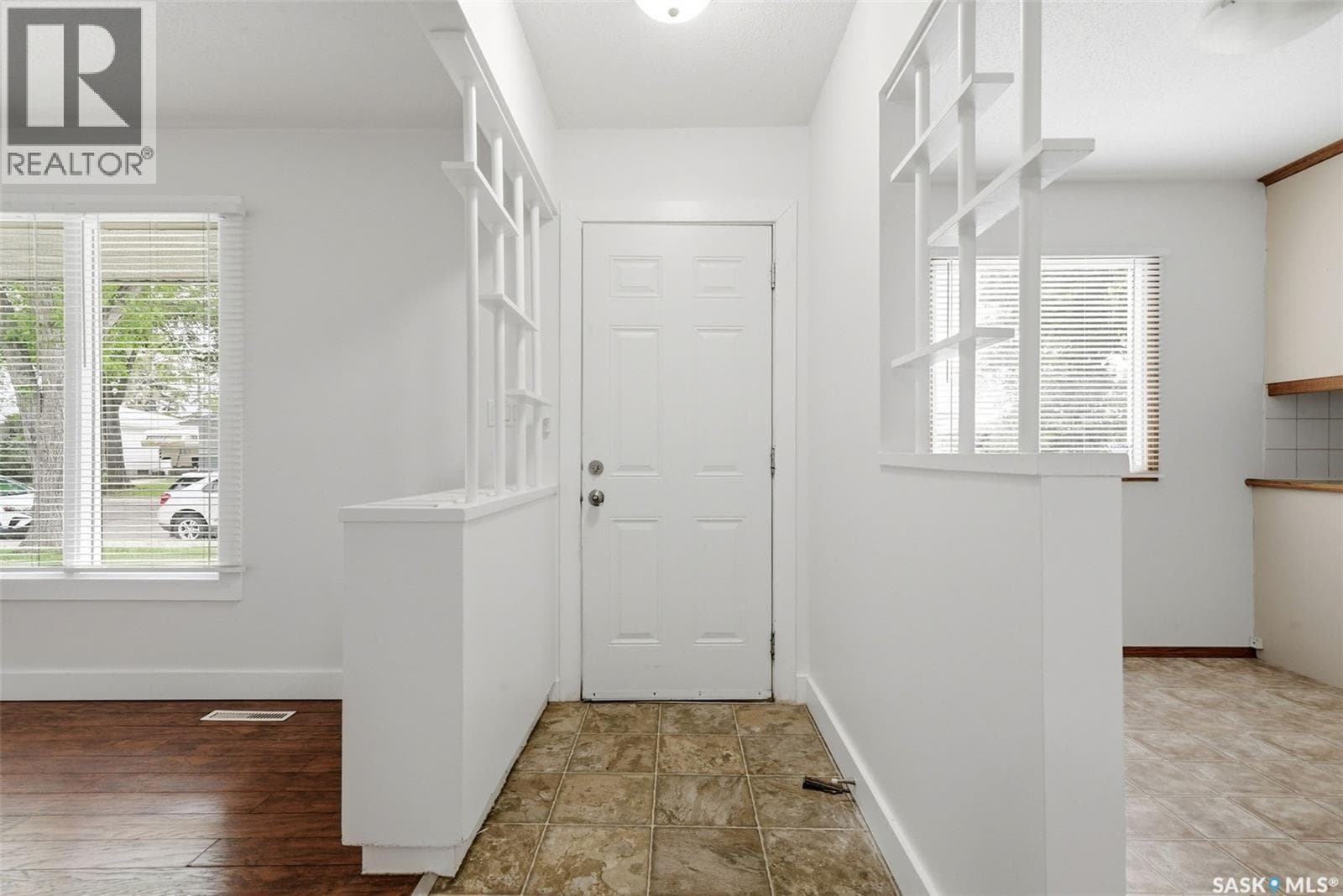 134 Ellison CRESCENT — photo 3
