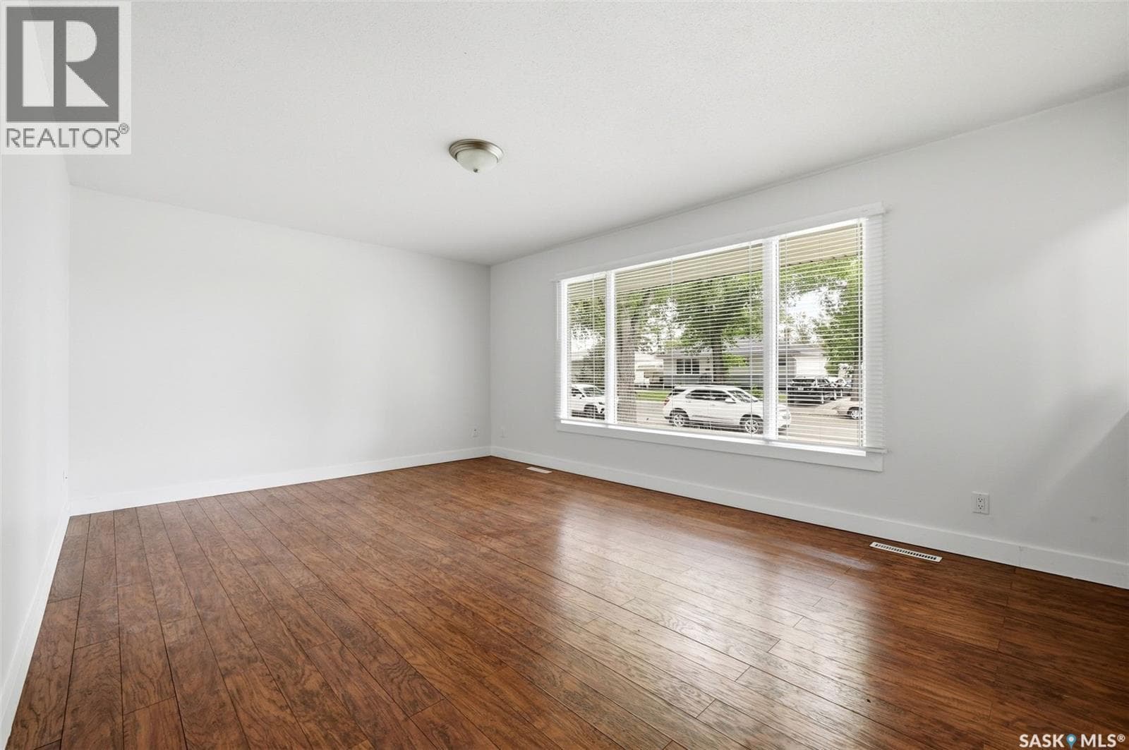 134 Ellison CRESCENT — photo 5