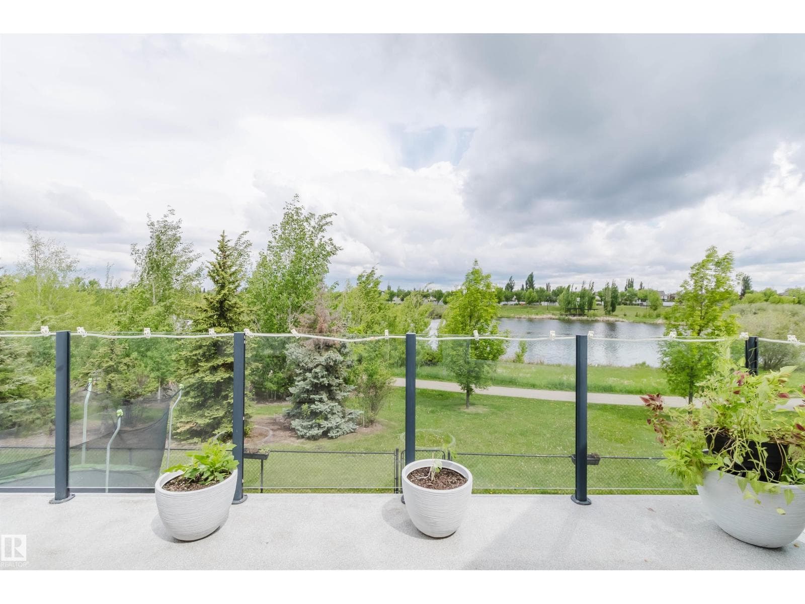 20524 58 AV NW — photo 4