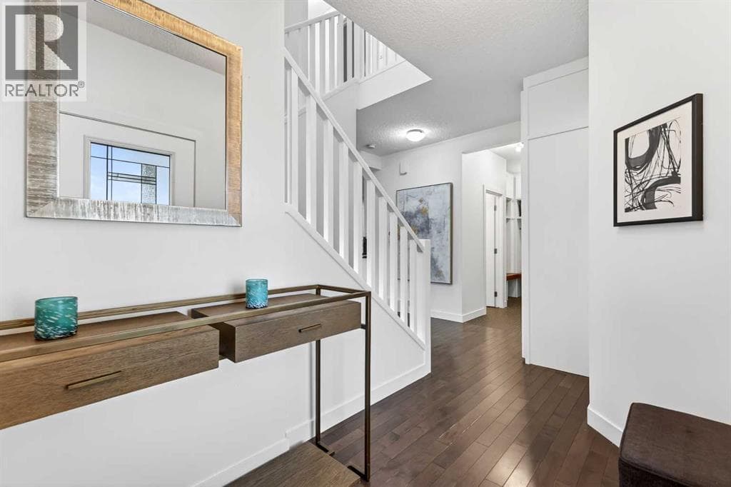13 Cranarch Place SE — photo 3
