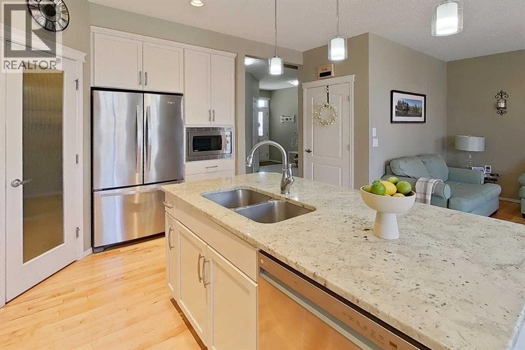 28 Cranarch Crescent SE — photo 2