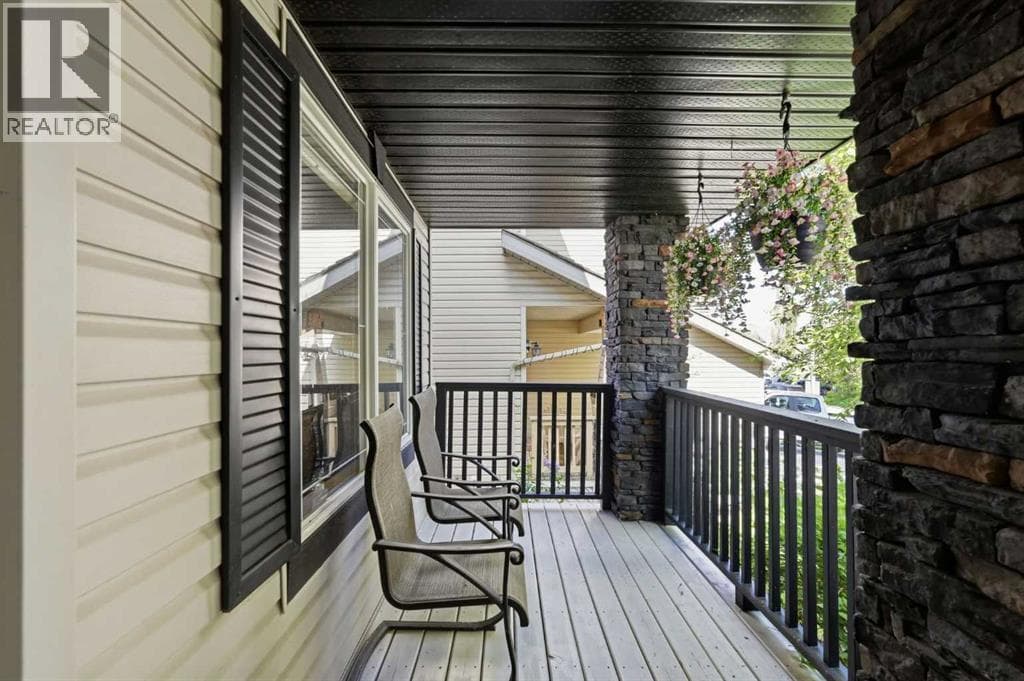 347 Mt Douglas Green SE — photo 5