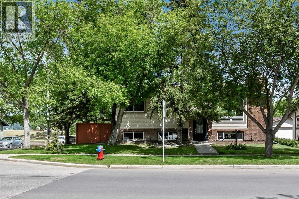 12 Robinson Drive — photo 2