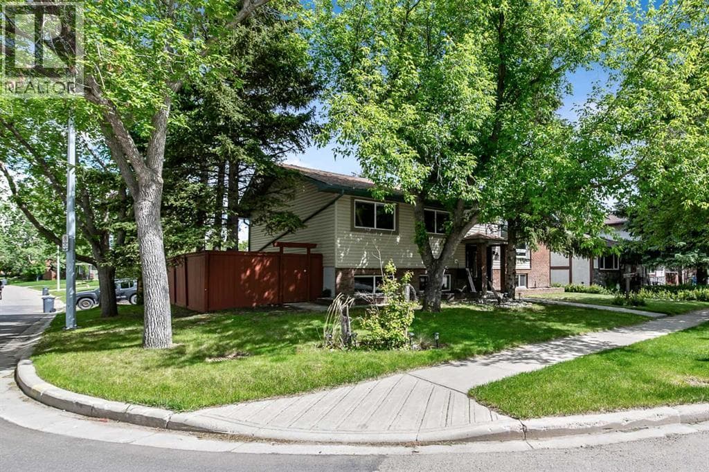 12 Robinson Drive