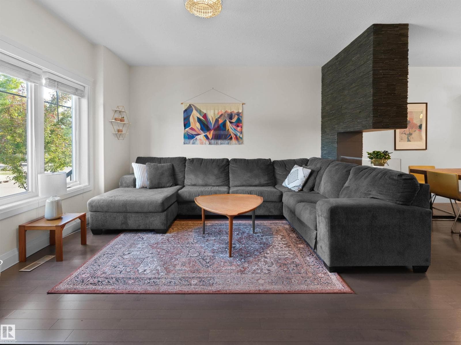 10607 62 AV NW — photo 5