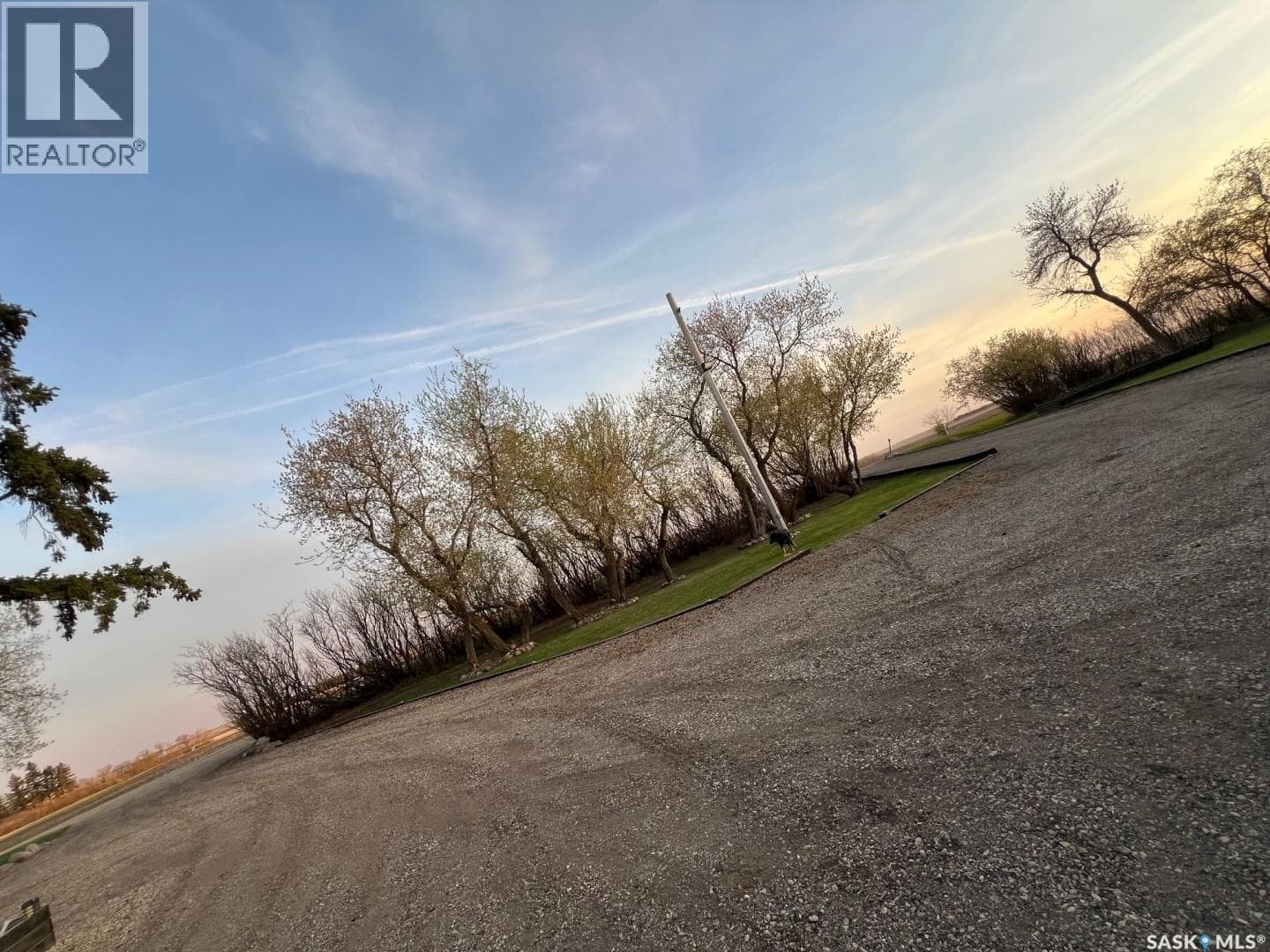 Kozmech Acreage — photo 3