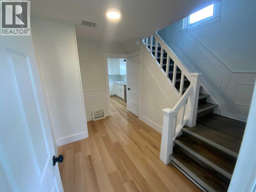 138 Trochu Avenue — photo 3