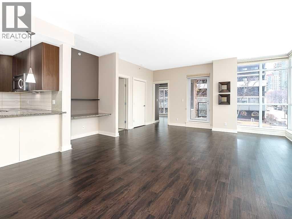 202, 788 12 Avenue SW — photo 4