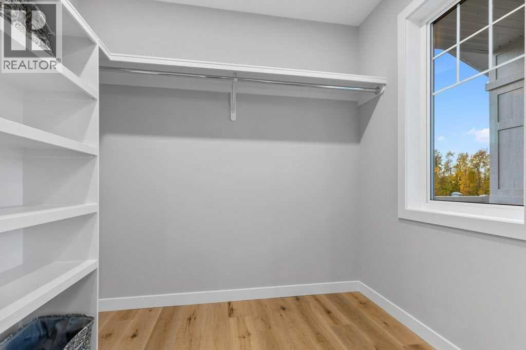 182 Slopeside Drive — photo 5