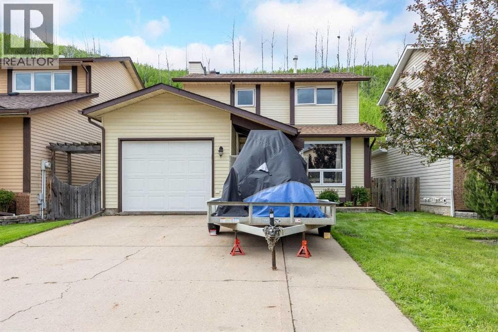 117 Goodwin Place — photo 2