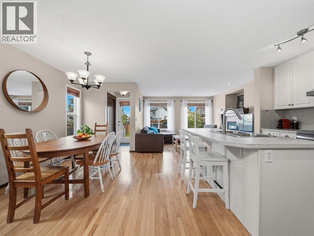 28 Cranberry Lane SE — photo 3