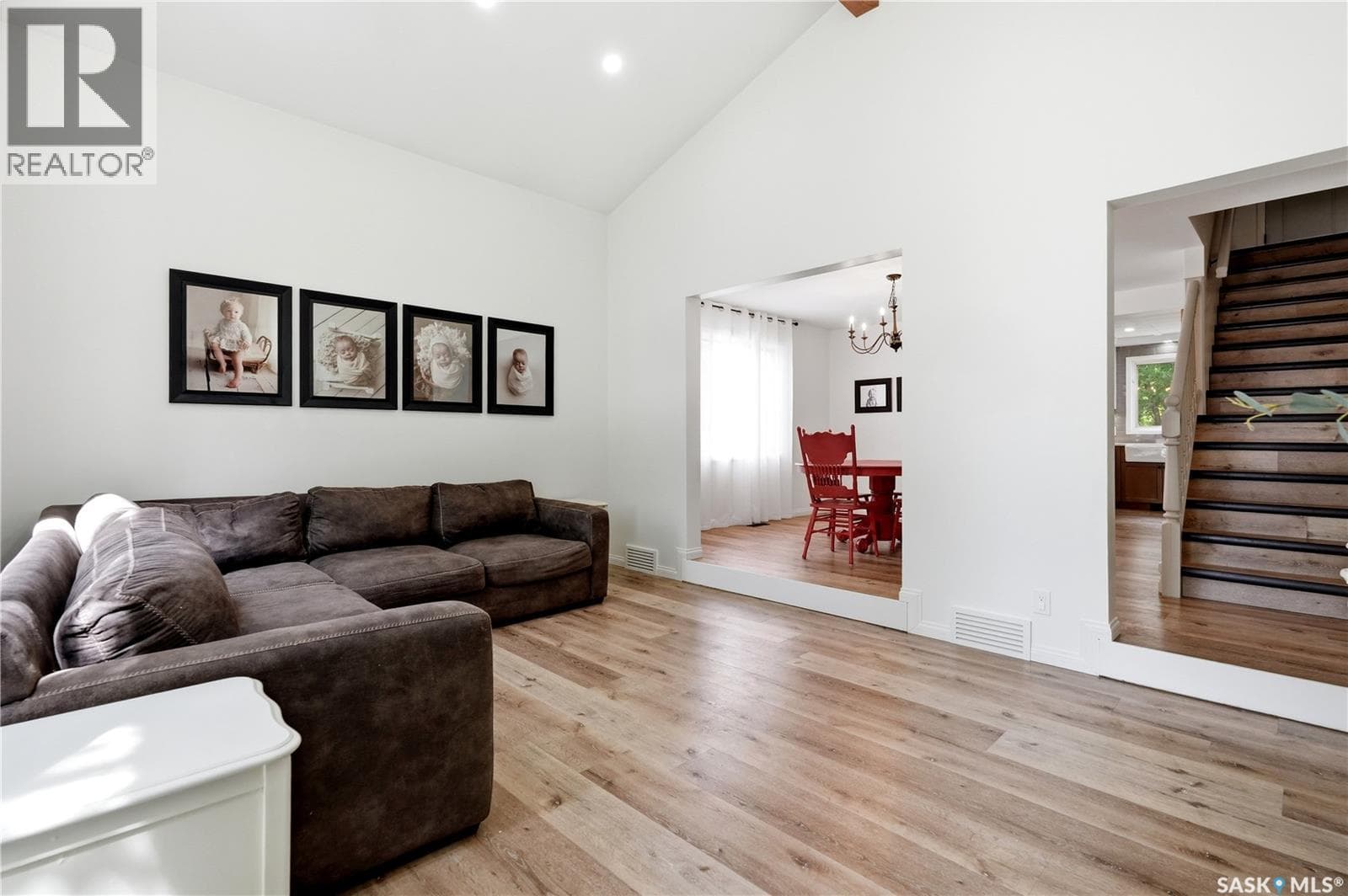 2206 Hanover CRESCENT E — photo 5