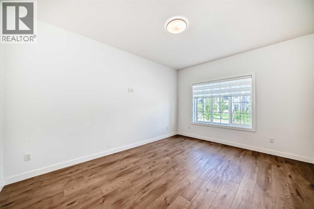 7403 202 Avenue SE — photo 4